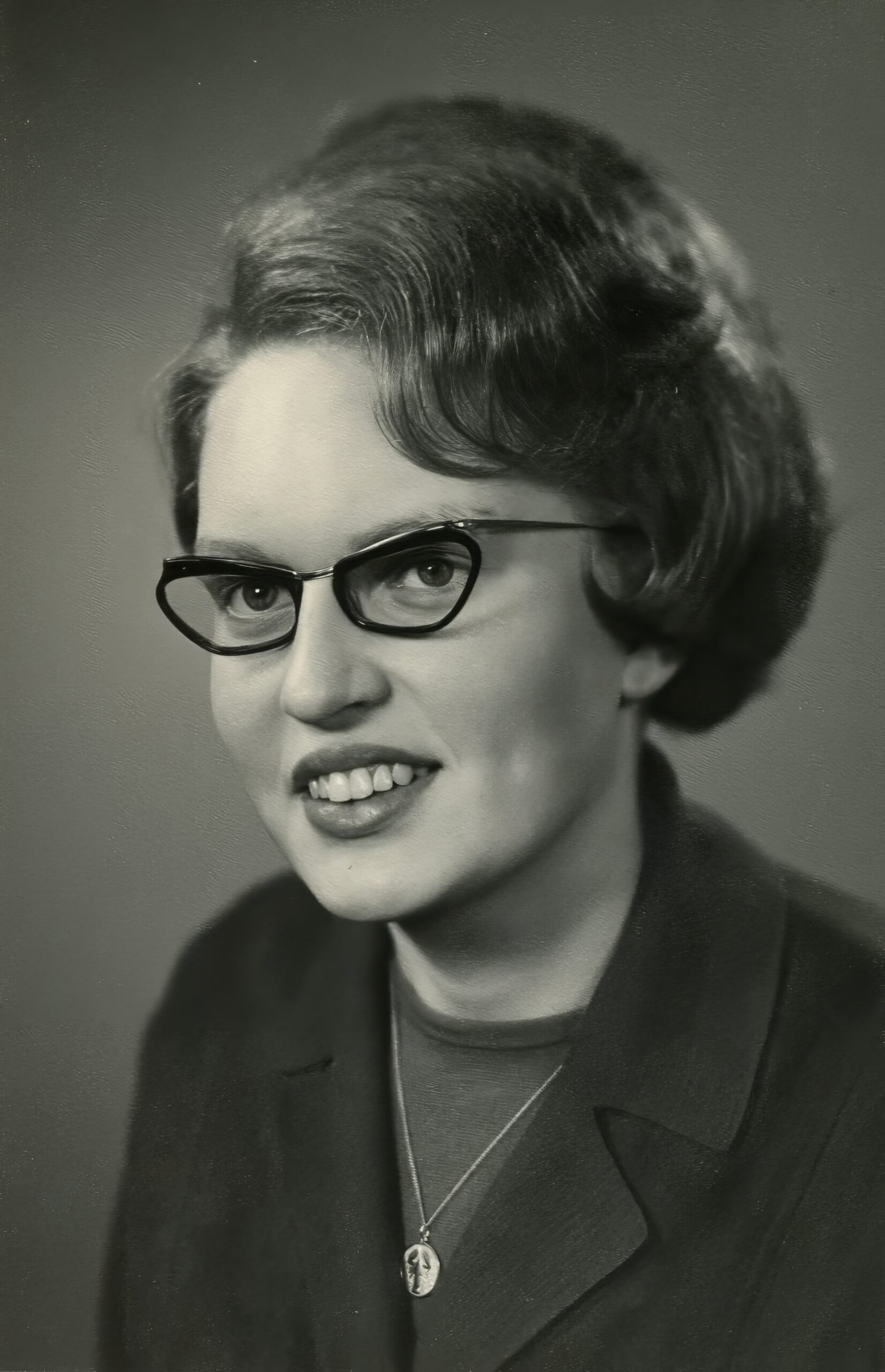 Foto op de kist Wil Faas van Dalen scaled